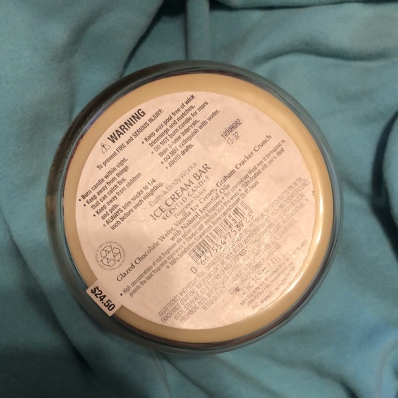Ice cream bar candle bath and body works - Picture 2 of 2